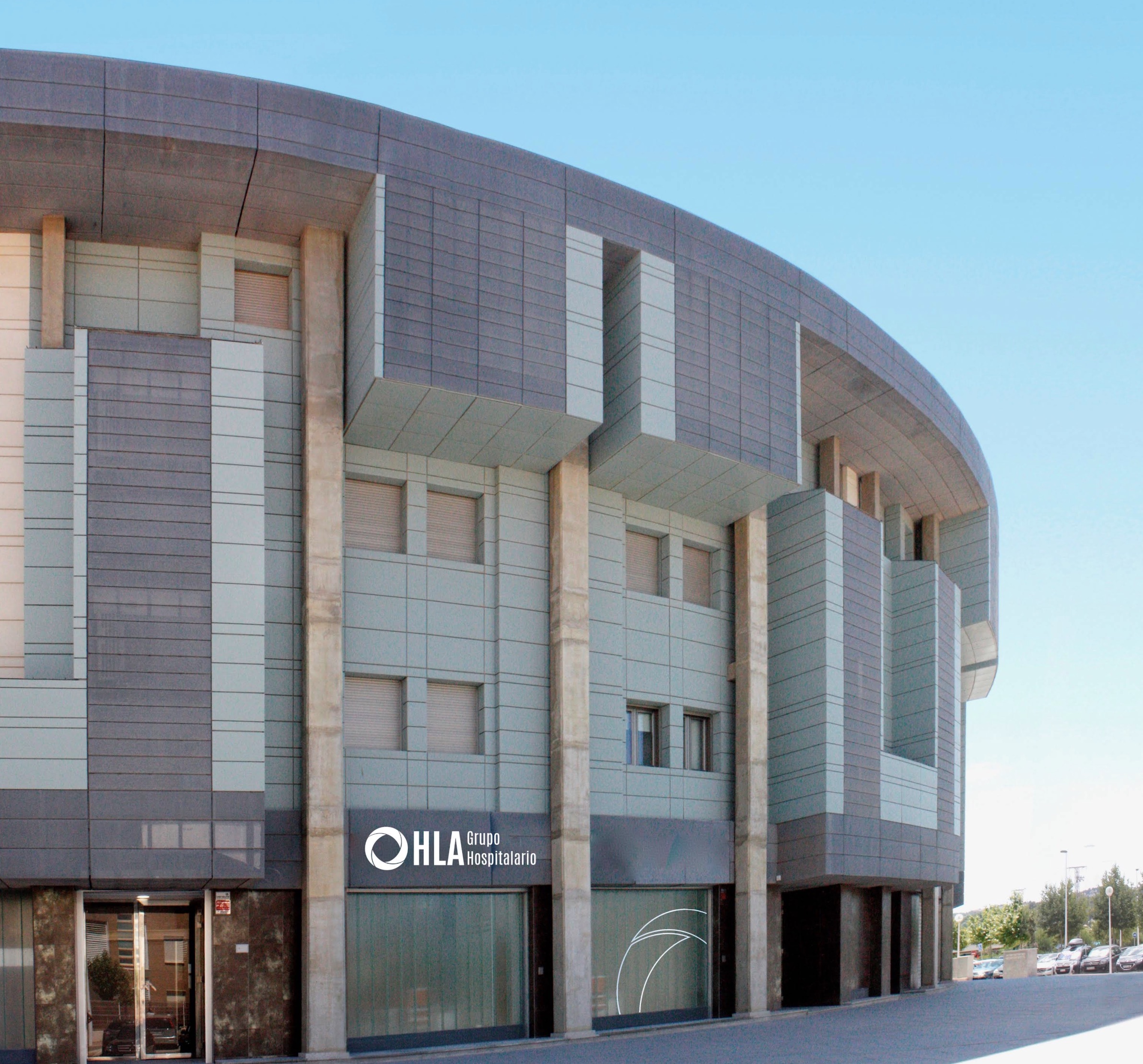 HLA Grupo Hospitalario specialties centre building